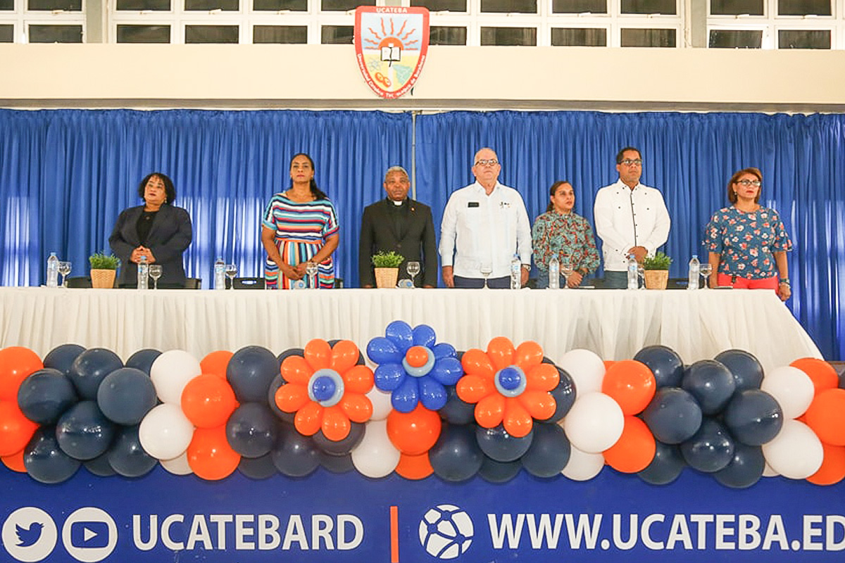 Recibimiento a estudiantes de Nuevo Ingreso 2024-2